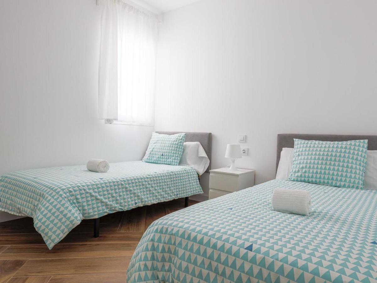 Algaba Aral Apartment Alcala del Rio ภายนอก รูปภาพ