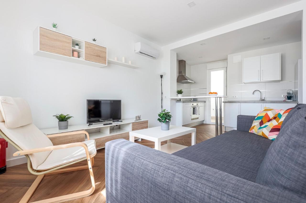 Algaba Aral Apartment Alcala del Rio ภายนอก รูปภาพ