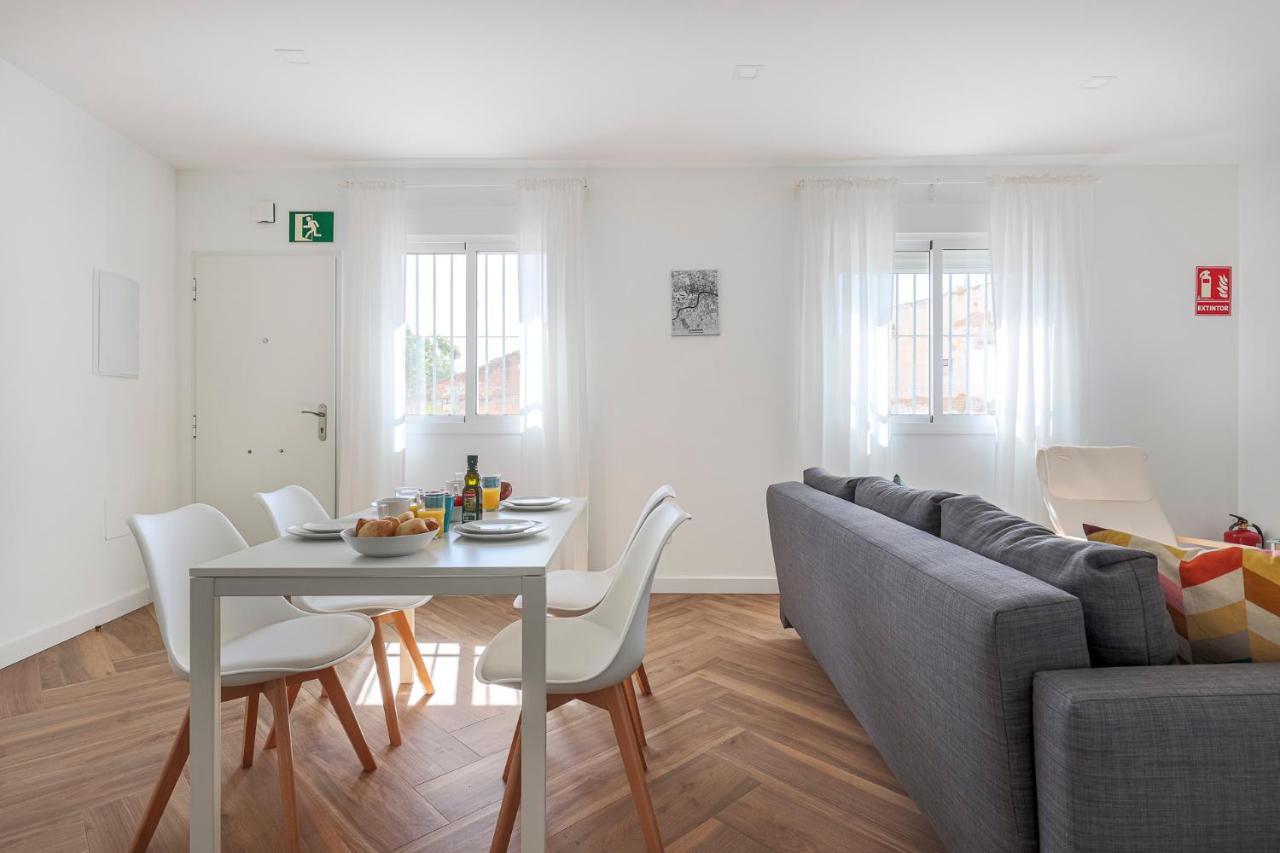 Algaba Aral Apartment Alcala del Rio ภายนอก รูปภาพ