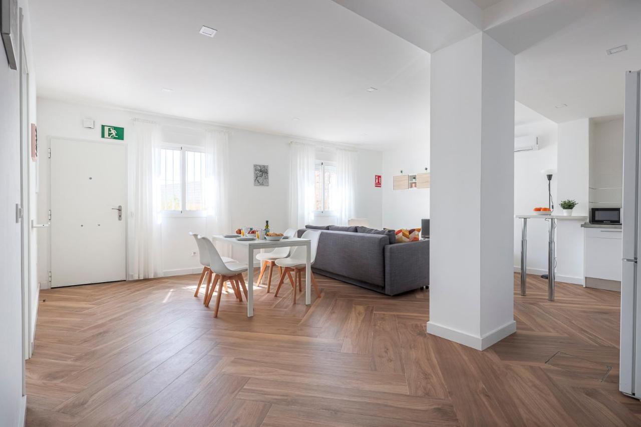 Algaba Aral Apartment Alcala del Rio ภายนอก รูปภาพ